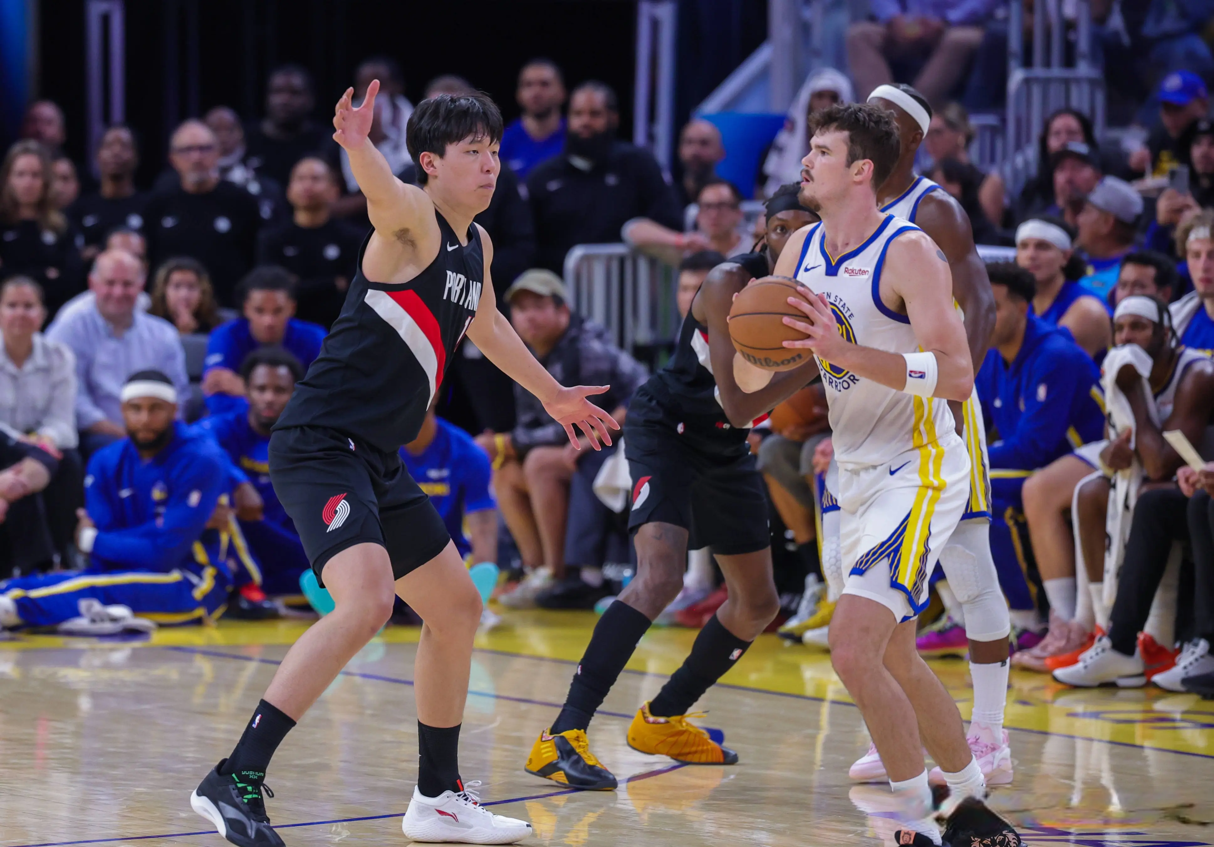 第一, 有了霍勒迪, AA 第一, 有了霍勒迪, AA