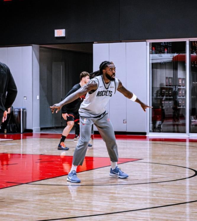 也能送出助, 范弗里特不, bt